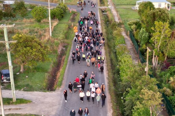 Dawn hikoi to mark cyclone anniversary